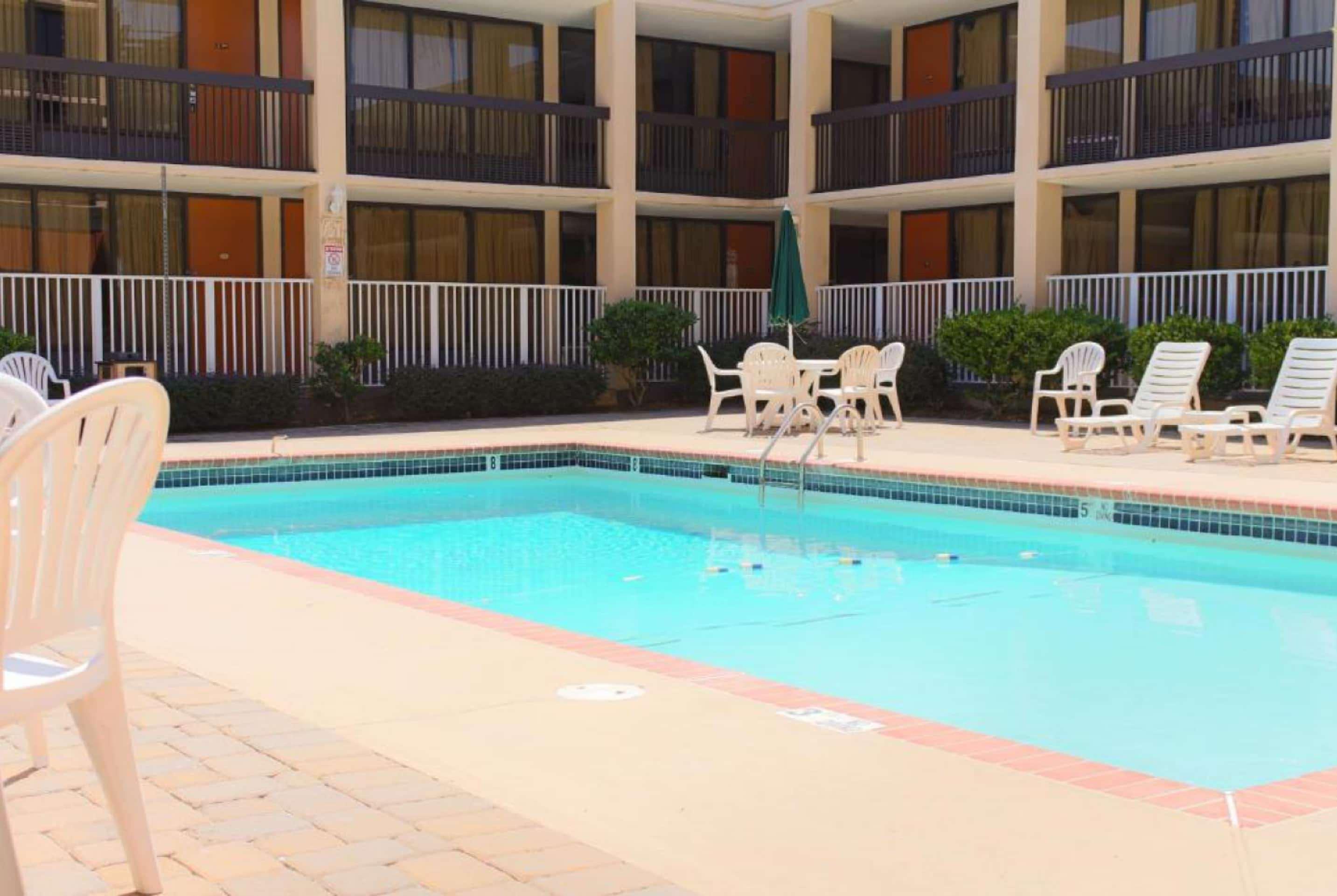 מלון College Park Wyndham Garden Atlanta Airport מראה חיצוני תמונה
