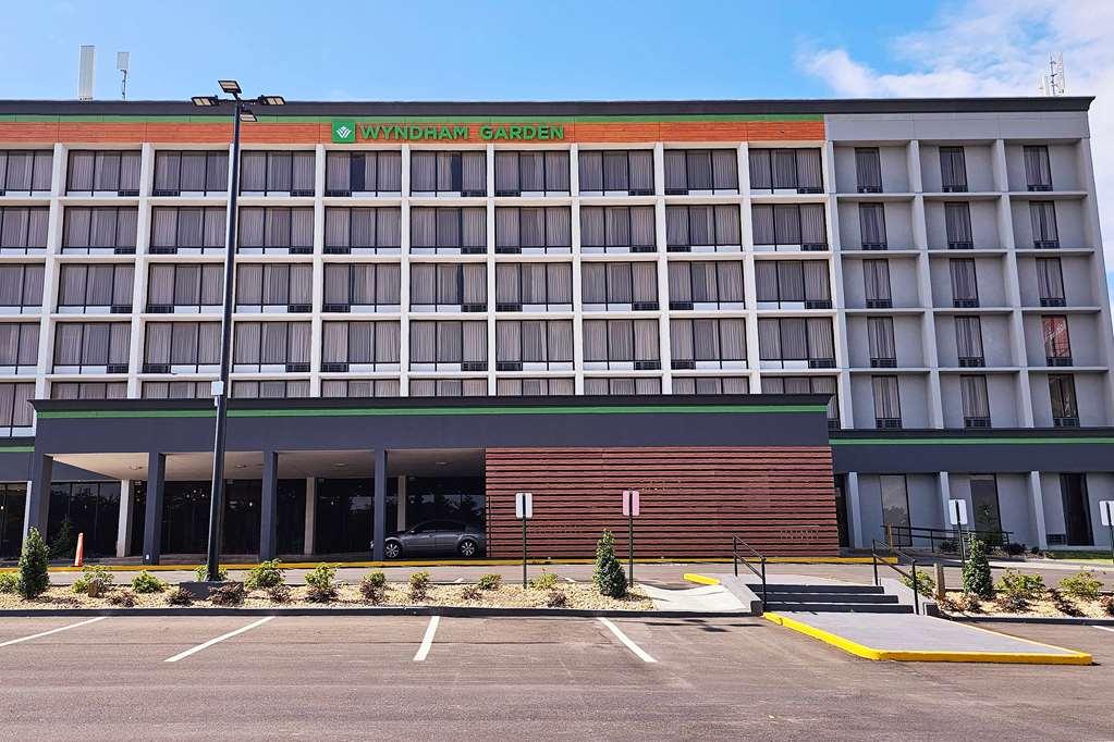 מלון College Park Wyndham Garden Atlanta Airport מראה חיצוני תמונה