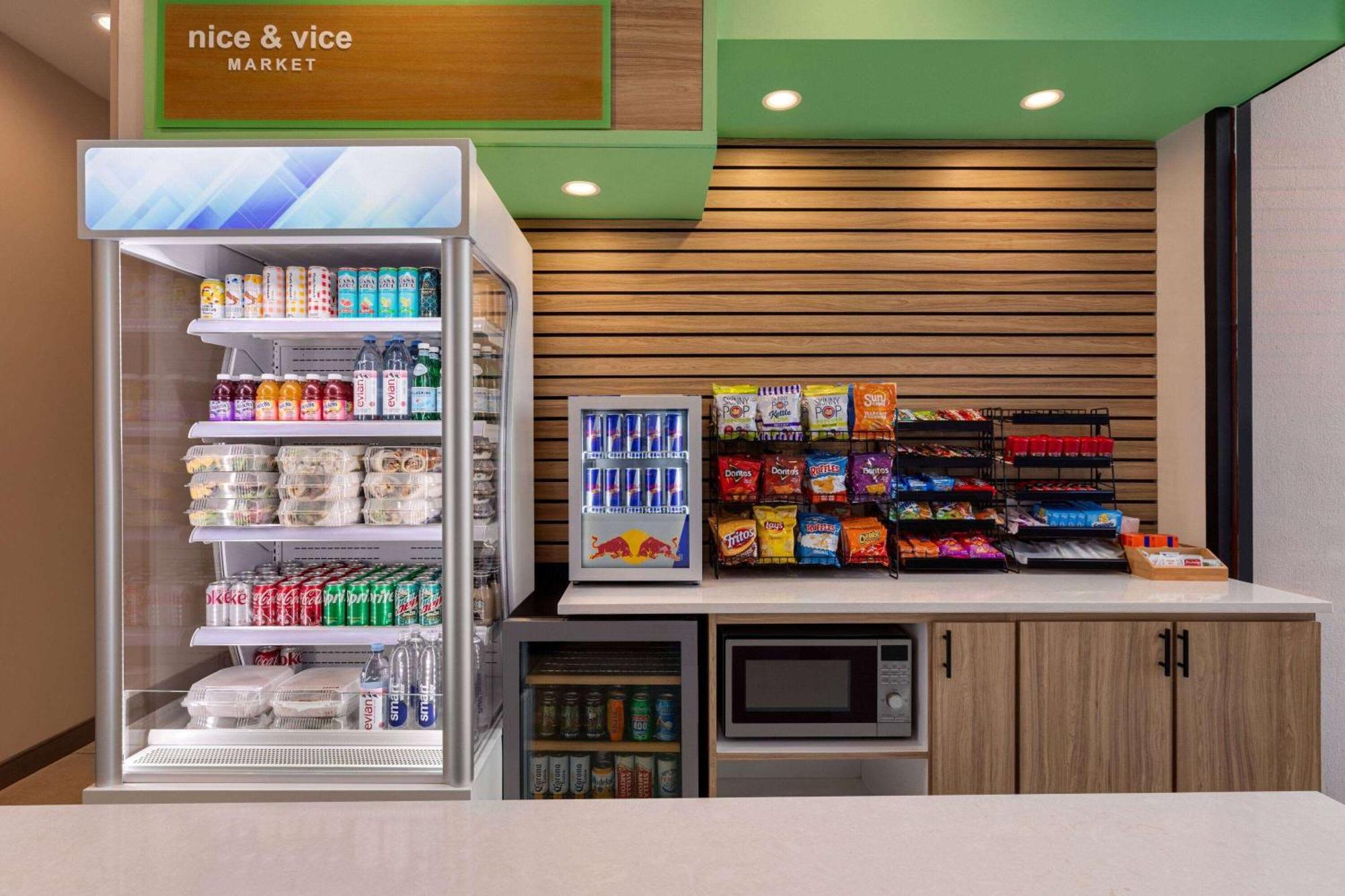 מלון College Park Wyndham Garden Atlanta Airport מראה חיצוני תמונה