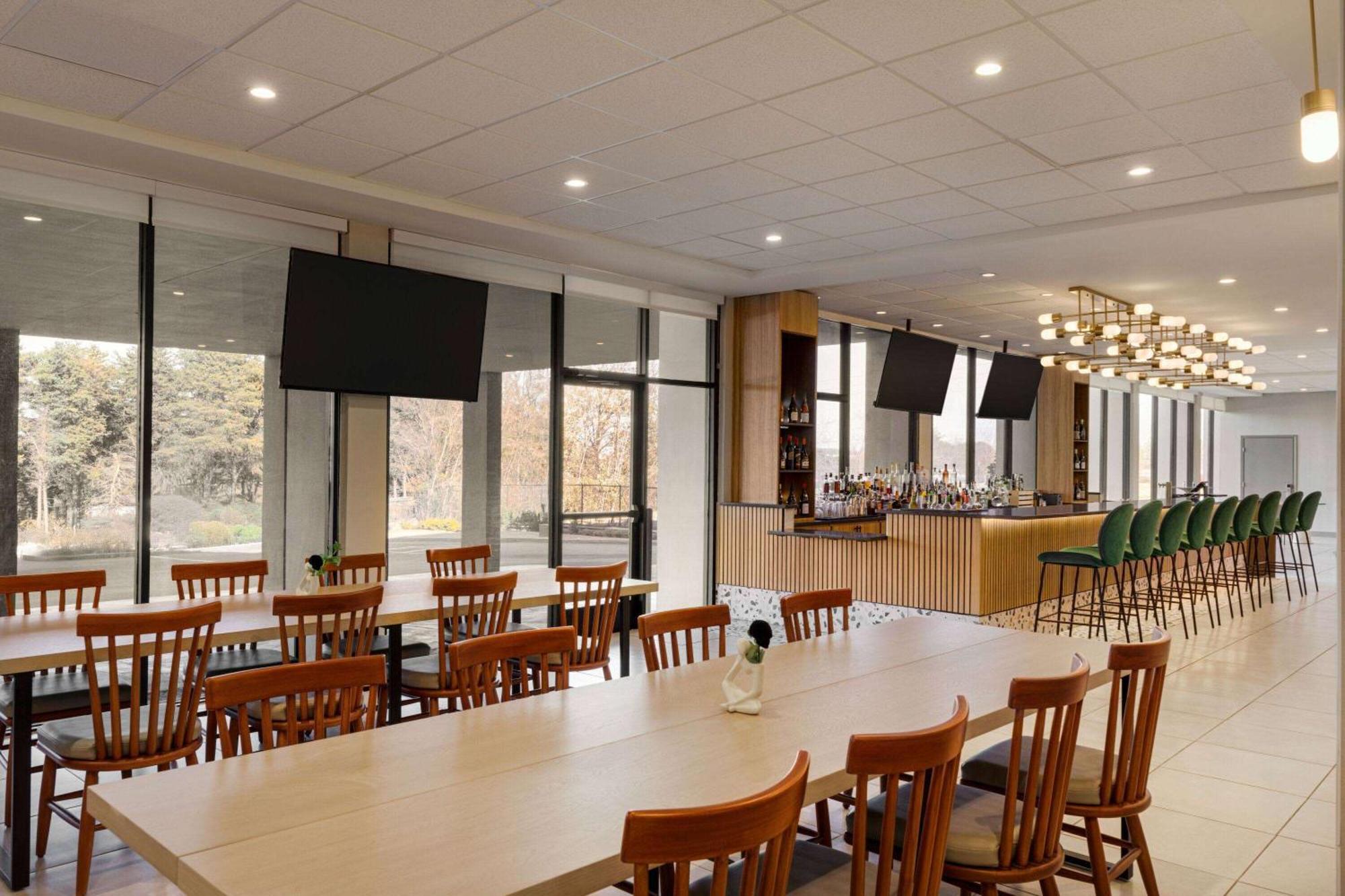 מלון College Park Wyndham Garden Atlanta Airport מראה חיצוני תמונה
