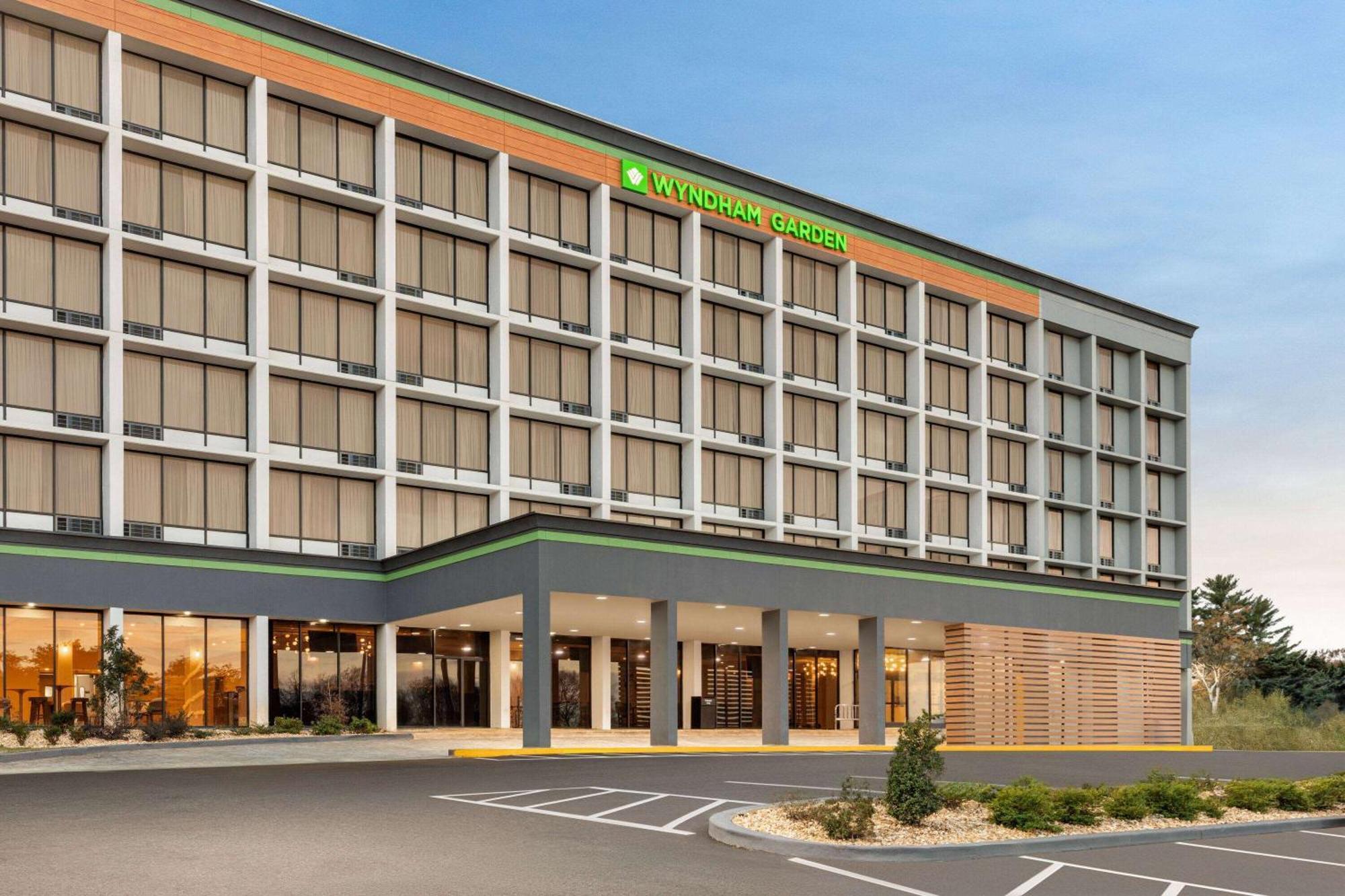 מלון College Park Wyndham Garden Atlanta Airport מראה חיצוני תמונה