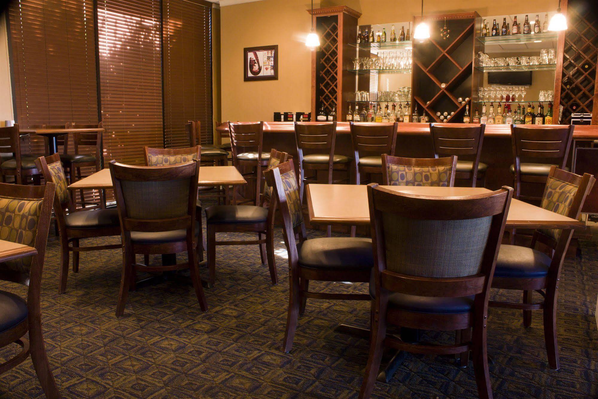 מלון College Park Wyndham Garden Atlanta Airport מראה חיצוני תמונה